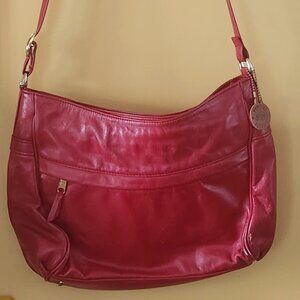 SAS Vintage Leather Handsewn Shoulder Bag 3 zippered compartments + front pocket